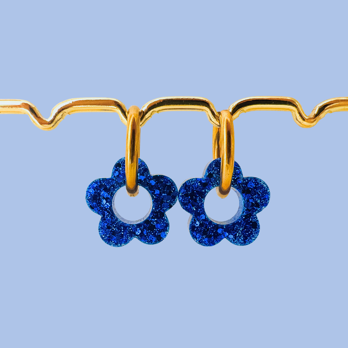 Boucles d’Oreilles fleurs pailletées 🌸