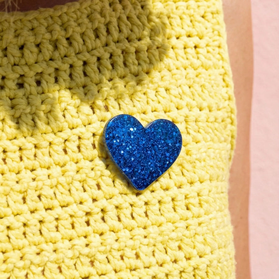 pins broche coeur resine paillettes bleu accessoire fantaisie fait main