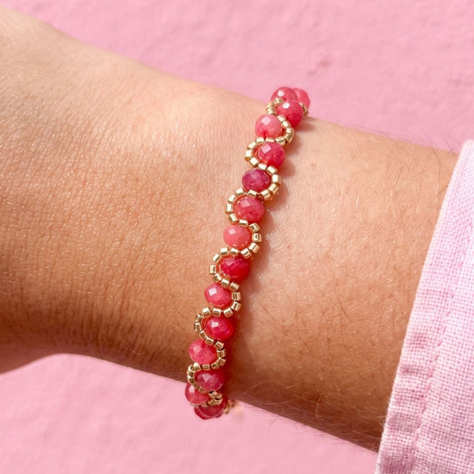 Bracelet Maya rose tressé jade teinté perles Miyuki dorées femme L'Atelier Rochelais La Rochelle