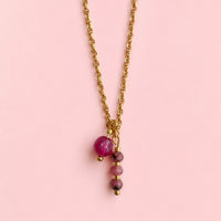 Collier Liv pendentif goutte chaîne perlée dorée bijou artisanal La Rochelle
