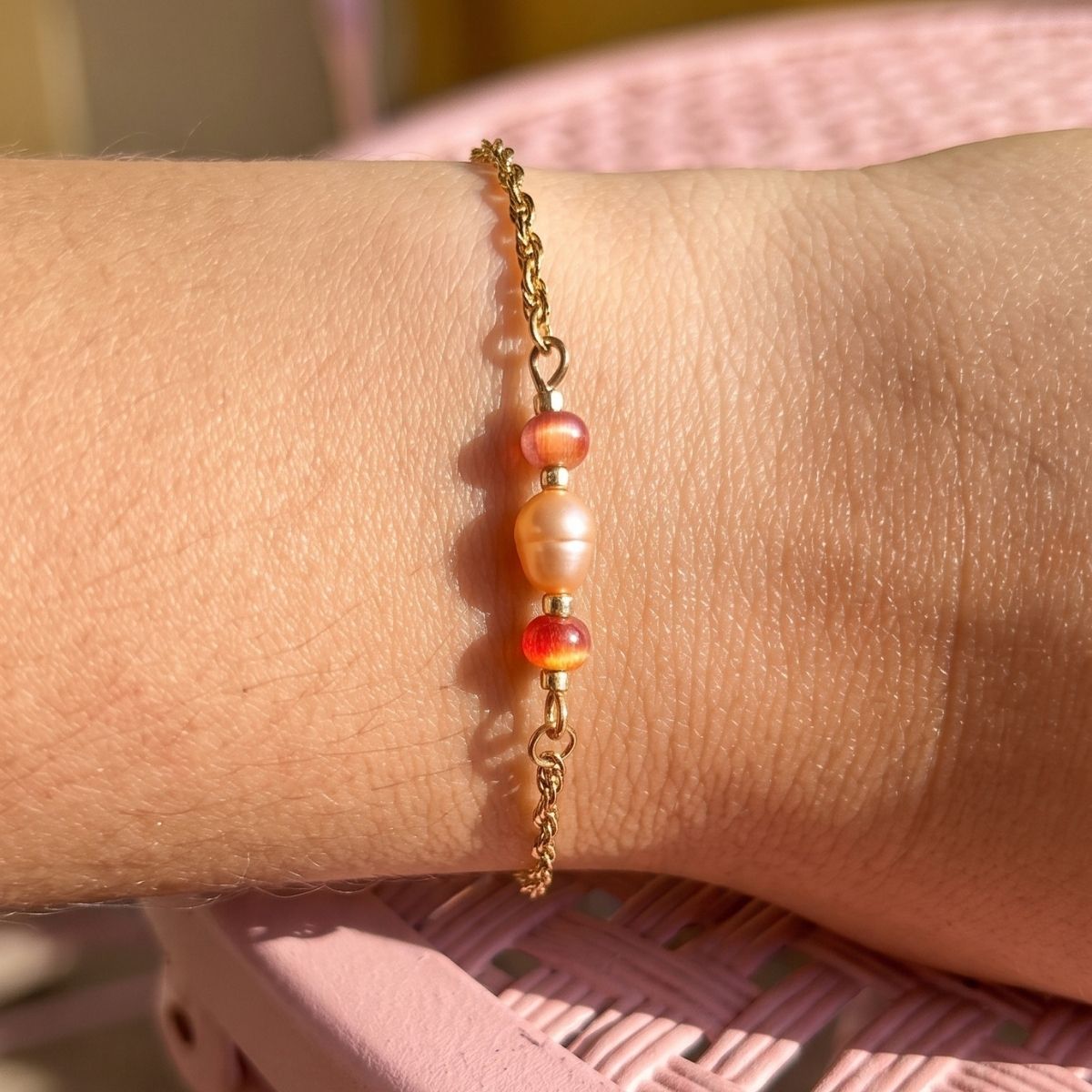 Bracelet Cléo rouge orange vue détail perles colorées bijou La Rochelle
