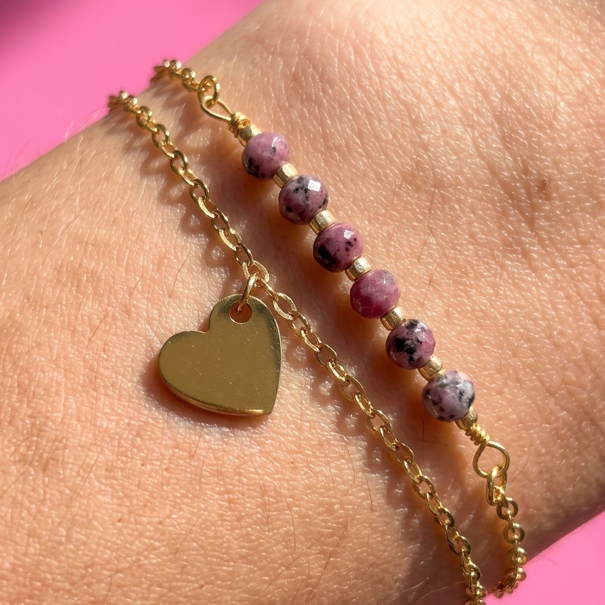Bracelet Emy double rang vue détail perles Miyuki chaîne dorée bijou La Rochelle