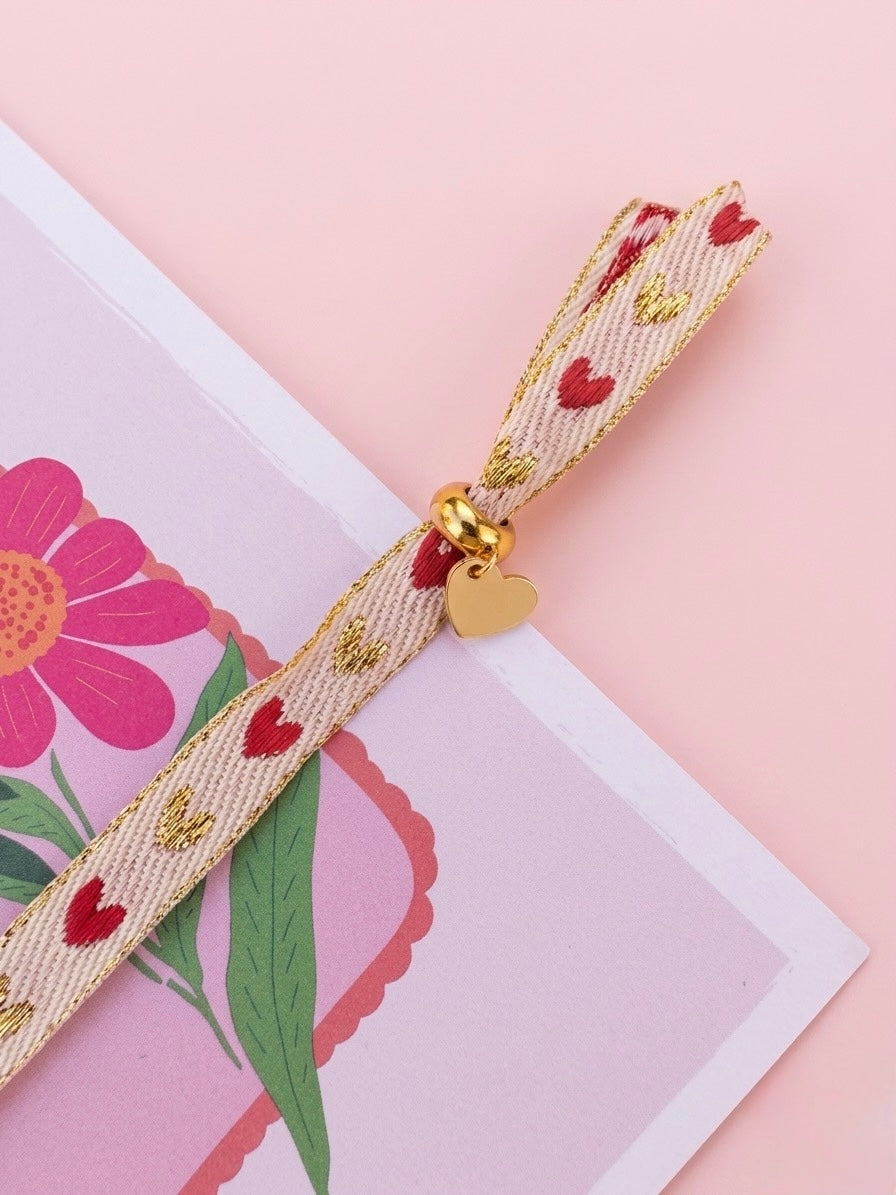 Atelier créatif — Je compose mon bracelet en tissu à charms