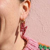 boucles_oreilles_femme_creoles_interchangeables_eclairs_resine_rose rouge_pailletee_atelier_rochelais la rochelle
