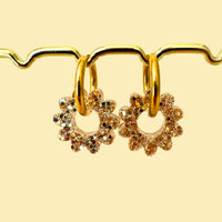 Charm pampille soleil interchangeable pour boucles d'oreilles créoles, bijou femme en résine, couleur vert, Atelier Rochelais La Rochelle