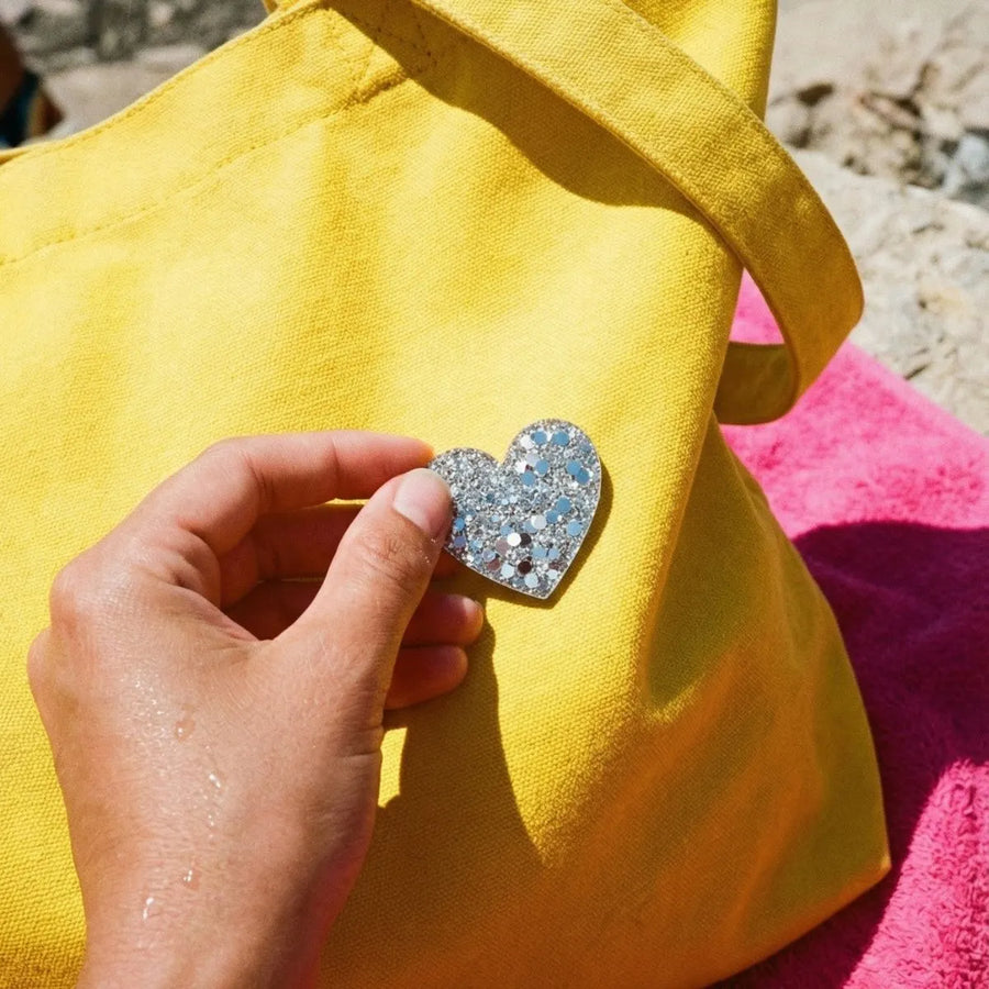 pins broche coeur resine paillettes argent accessoire fantaisie fait main