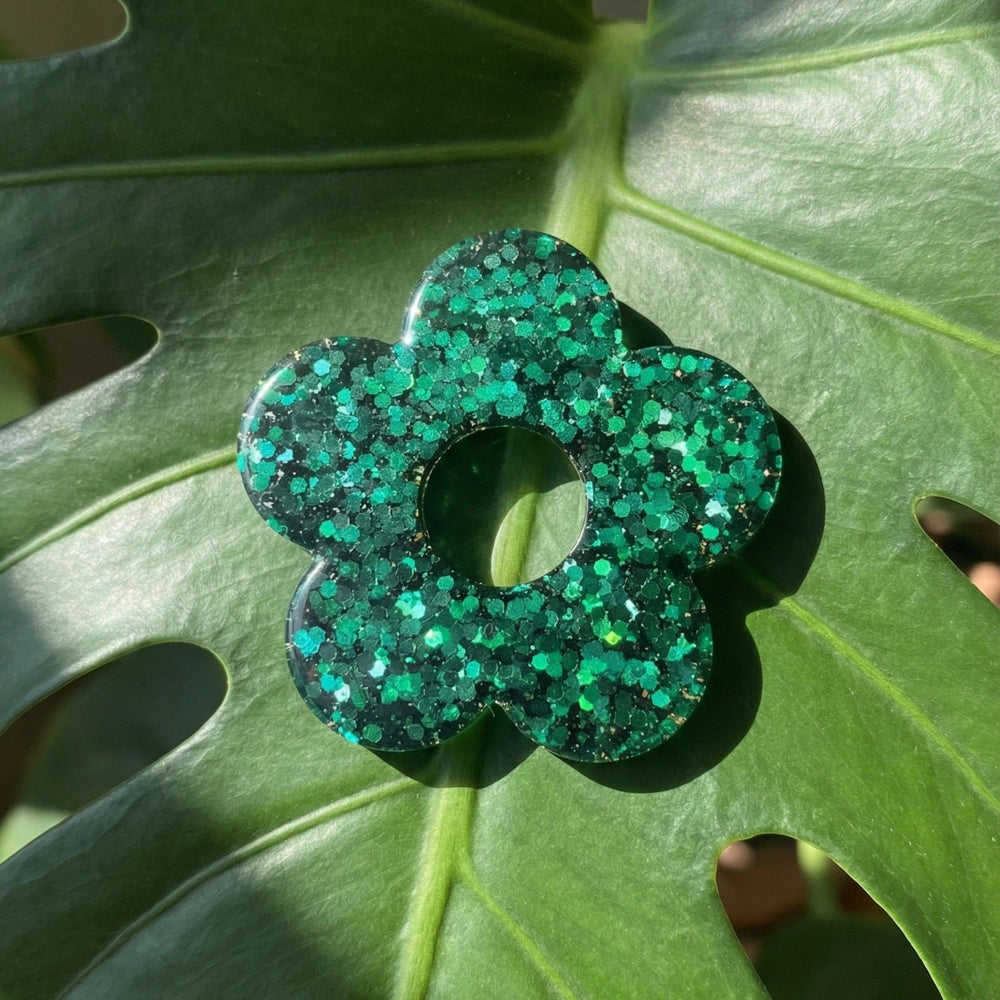 pins fleurs resine paillettes vert bijou fantaisie fait main atelier rochelais la rochelle