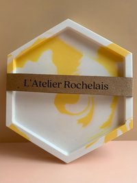 socle hexagonale marbrage jaune